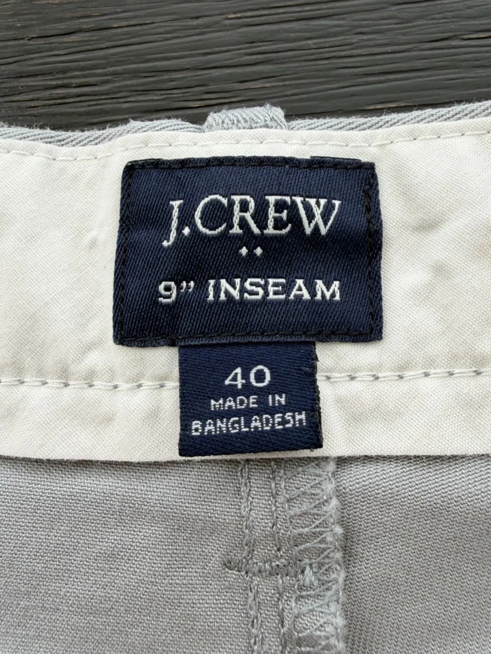 J. CREW Men’s Size 40 Gray 9 inch Inseam Flat Front Shorts
